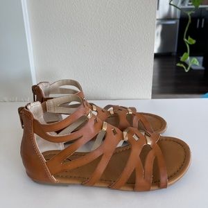 GIRLS Brown Sandals Size One